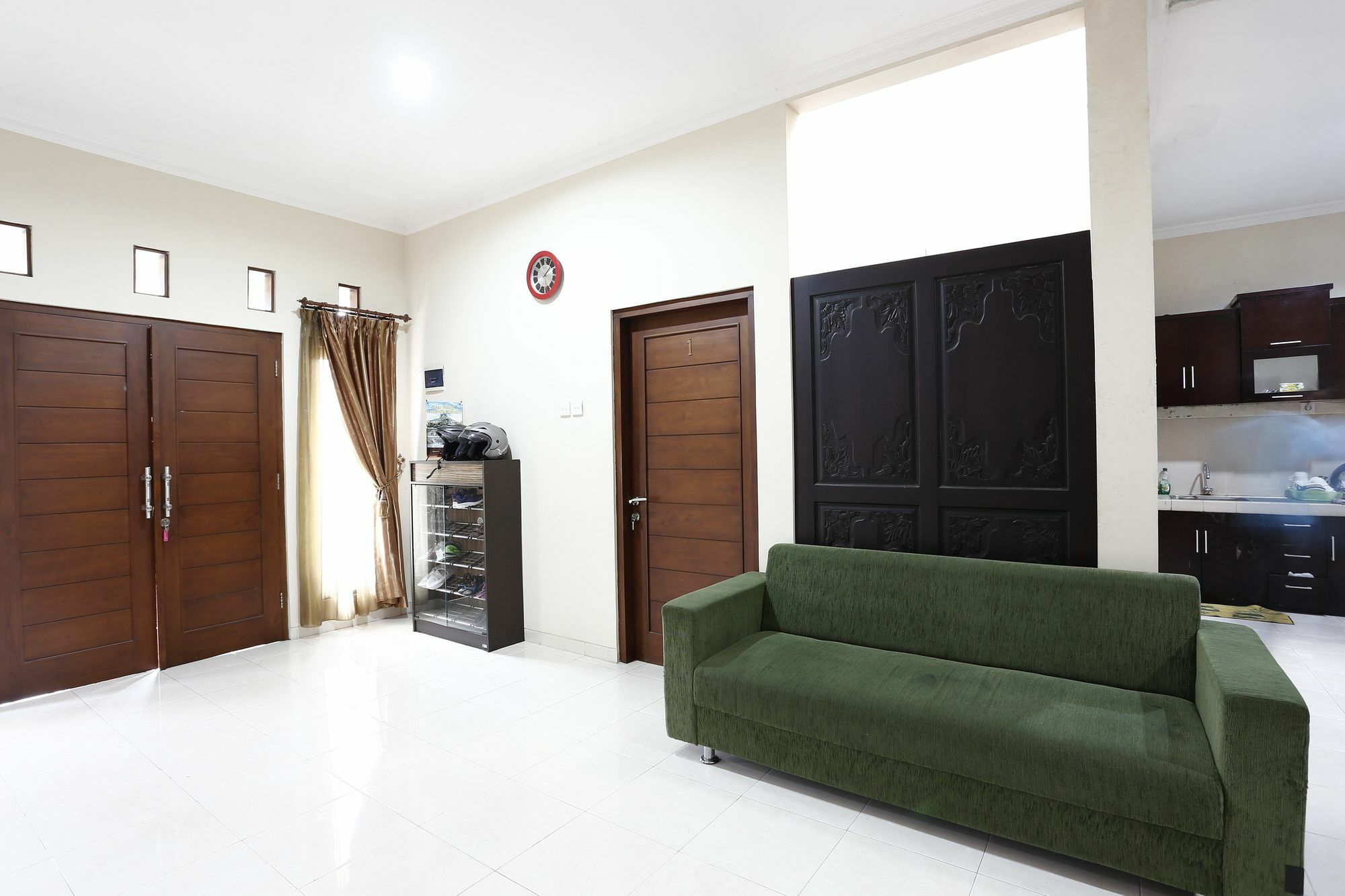 Hotel Reddoorz @ Jalan Damai Ngaglik Esterno foto